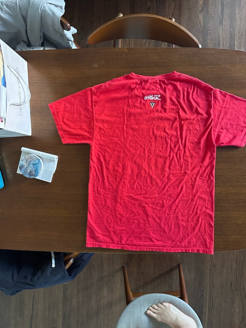 Gorillaz shirt from their latest tour. I wore it 2 times and washed it 2 times. - Picture 3 of 3